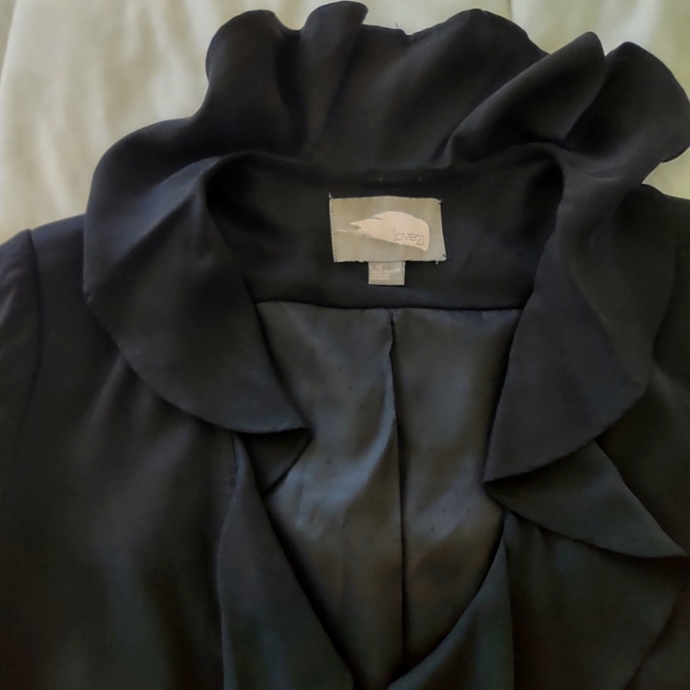 Forever 21Black Ruffle Blazer Jacket- Large - Picture 3 of 6